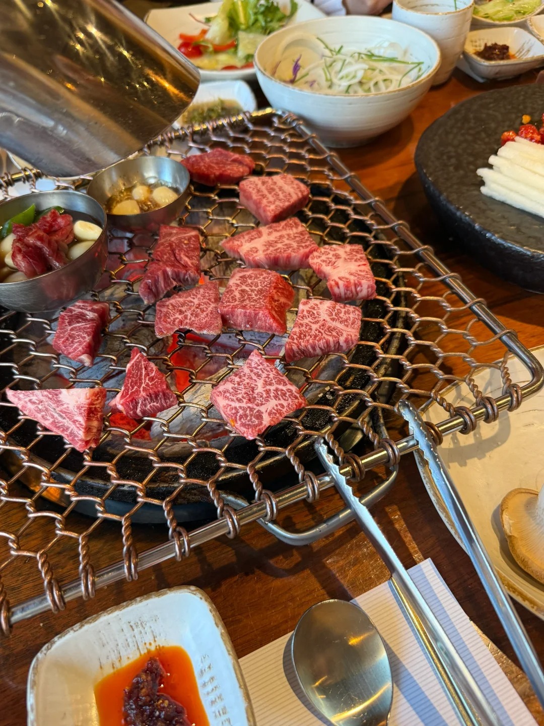 吴千语小姐姐推荐 🇰🇷狎欧亭名品韩牛店_2_印印在韩翻译_来自小红书网页版.jpg